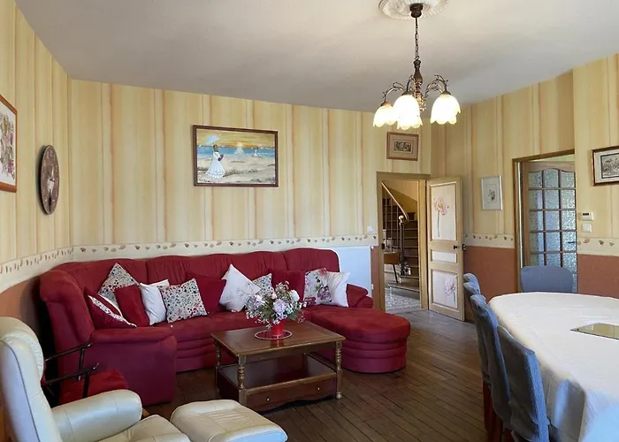 Belle Maison Bourbonnaise Du 18e Siecl Au Coeur D'un Village Pittoresque Avec Jardin - Fr-1-489-387 * Pierrefitte-sur-Loire